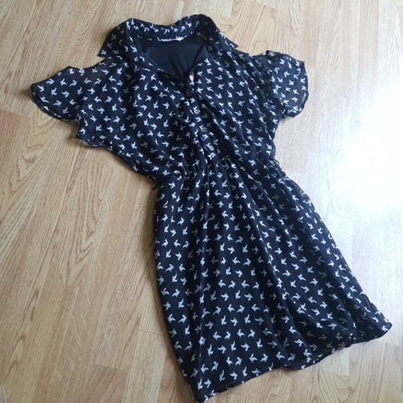Kirra Cold shoulder chiffon button front birds M - Picture 2 of 3